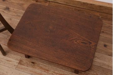 アンティーク家具　アンティーク　古い栓材の小さな角ちゃぶ台?