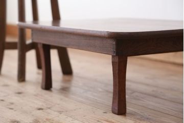 アンティーク家具　アンティーク　古い栓材の小さな角ちゃぶ台?