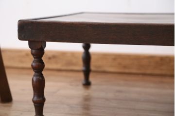 アンティーク家具　アンティーク　古い栓材の小さな角ちゃぶ台