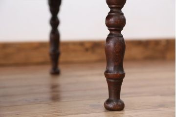 アンティーク家具　アンティーク　古い栓材の小さな角ちゃぶ台