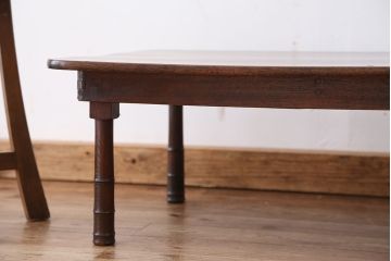 アンティーク家具　アンティーク　古い栓材の角ちゃぶ台?