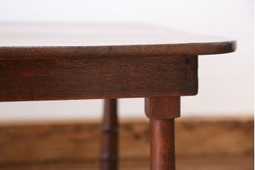 アンティーク家具　アンティーク　古い栓材の角ちゃぶ台?