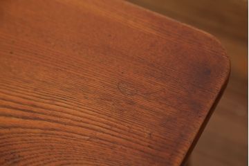 アンティーク家具　古民具・骨董　古い欅材の小さなテーブル(机)
