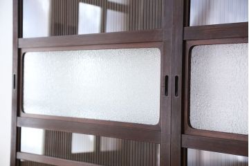 古民具・骨董　上質で繊細なダイヤガラス入り裏ガラス格子戸3枚セット
