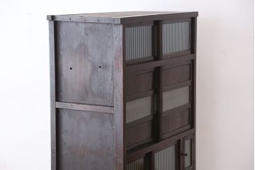 アンティーク家具　アンティーク 使い込まれた関東水屋箪笥(食器棚・収納棚)