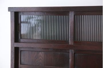 アンティーク家具　アンティーク 使い込まれた関東水屋箪笥(食器棚・収納棚)