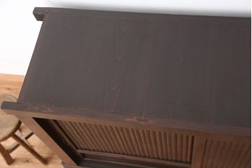 アンティーク家具　古民具・骨董 昇り引き出し付き 水屋箪笥サイドボード(収納棚、食器棚、下駄箱)