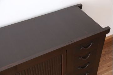 アンティーク家具　古民具・骨董 昇り引き出し付き 水屋箪笥サイドボード(収納棚、食器棚、下駄箱)