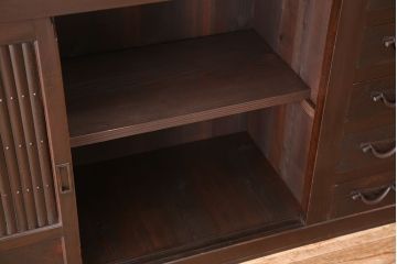 アンティーク家具　古民具・骨董 昇り引き出し付き 水屋箪笥サイドボード(収納棚、食器棚、下駄箱)