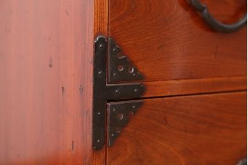 アンティーク家具　アンティーク 上手造り 前面欅材 供縁 美しい仙台箪笥