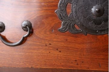 アンティーク家具　アンティーク 上手造り 前面欅材 供縁 美しい仙台箪笥