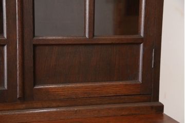 アンティーク家具　大正ロマン 特別注文造り 厚手ナラ材の上質な二段重ね食器棚(収納棚)
