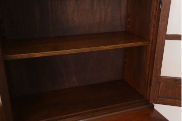 アンティーク家具　大正ロマン 特別注文造り 厚手ナラ材の上質な二段重ね食器棚(収納棚)