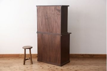 アンティーク家具　大正ロマン 特別注文造り 厚手ナラ材の上質な二段重ね食器棚(収納棚)