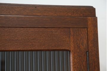 アンティーク家具　アンティーク　背の高い上質なモールガラス本箱