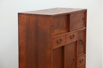 レトロ家具　アンティーク　三方欅材けんどん付き美しいレトロ茶箪笥(茶棚)