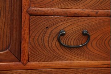 レトロ家具　アンティーク　三方欅材けんどん付き美しいレトロ茶箪笥(茶棚)
