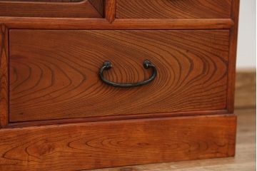 レトロ家具　アンティーク　三方欅材けんどん付き美しいレトロ茶箪笥(茶棚)