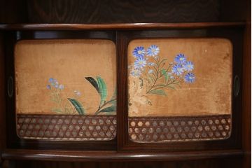 アンティーク家具　アンティーク　前面縞黒檀の二段重ね茶箪笥(茶棚)