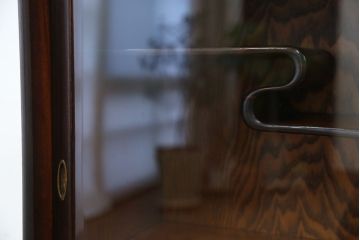 アンティーク家具　アンティーク　前面縞黒檀の二段重ね茶箪笥(茶棚)
