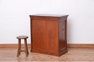 アンティーク家具　アンティーク　総欅材!希少!特注品!　シャッター扉付き戸棚(収納棚、蛇腹)