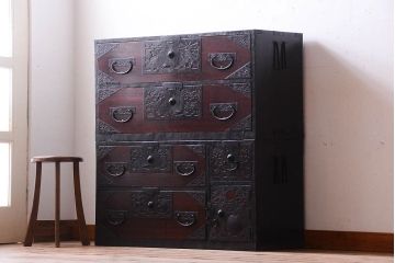 アンティーク家具　古民具・骨董　古い小振りな二段重ね佐渡箪笥(衣装箪笥)