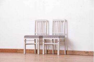 アンティーク家具　アンティークペイント　シンプルなダイニングチェア2脚セット(2)