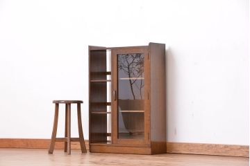 レトロ家具　昭和レトロ　古い木の小さな本箱(収納棚)