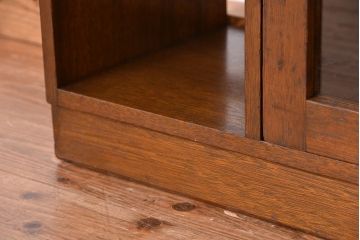 レトロ家具　昭和レトロ　古い木の小さな本箱(収納棚)