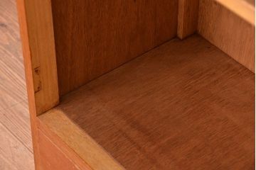 レトロ家具　★昭和レトロ　大振りな引き出し付き飾り棚(本棚)