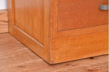 レトロ家具　★昭和レトロ　大振りな引き出し付き飾り棚(本棚)