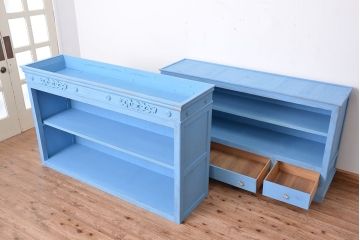 アンティーク家具　アンティーク　特大　ガラス取っ手のペイント二段重ね飾り棚(陳列棚)