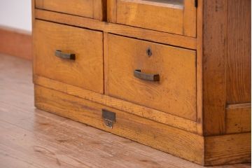 レトロ家具　アンティーク　シンプルでレトロな大振り本箱(収納棚、ブックケース)