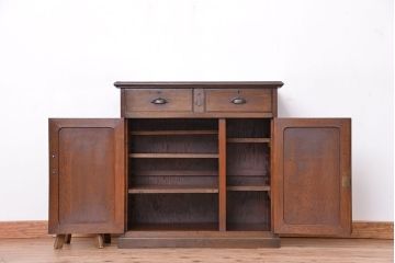 アンティーク家具　大正ロマン　三方ナラ材の重厚で上質なキッチンキャビネット(収納棚、カウンター、食器棚)