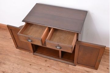 アンティーク家具　大正ロマン　三方ナラ材の重厚で上質なキッチンキャビネット(収納棚、カウンター、食器棚)