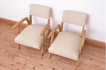 レトロ家具　昭和レトロ　座面張り替え済み　かわいいナラ材アームチェア　2脚セット(ソファ)