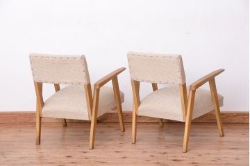 レトロ家具　昭和レトロ　座面張り替え済み　かわいいナラ材アームチェア　2脚セット(ソファ)