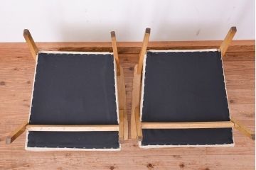 レトロ家具　昭和レトロ　座面張り替え済み　かわいいナラ材アームチェア　2脚セット(ソファ)