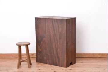 レトロ家具　昭和レトロ　シンプルな結晶ガラス収納棚(下駄箱)