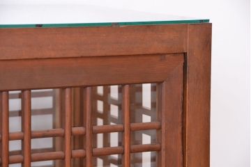 アンティーク家具　古民具・骨董　両面格子引き戸の引き出し付きガラスケース(飾り棚/収納棚)