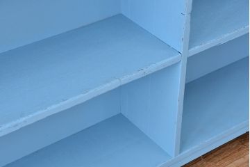 レトロ家具　アンティークペイント　レトロな飾り棚・陳列棚