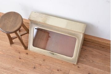 レトロ家具　昭和レトロ　古いメガネ店の卓上ガラスケース(ショーケース/陳列ケース)