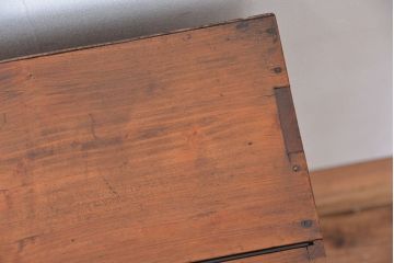 レトロ家具　昭和レトロ　古い木の小振りなガラスショーケース(陳列棚)