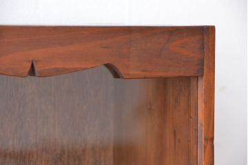 レトロ家具　昭和レトロ　古い木の小振りなガラスショーケース(陳列棚)