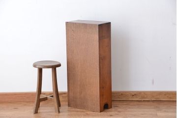 レトロ家具　昭和レトロ　古い木の小振りなガラスショーケース(陳列棚)