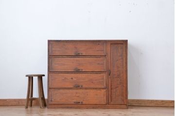 アンティーク家具　アンティーク　古い木の使い込まれたパタパタ付き下駄箱(収納棚)