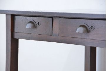 アンティーク家具　アンティーク　古い木の使い込まれた平机(テーブル・作業台)(4)
