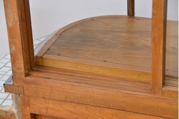 レトロ家具　昭和レトロ　特大!赤いタイルが目を引く古いタバコ屋ガラスケース(ショーケース)