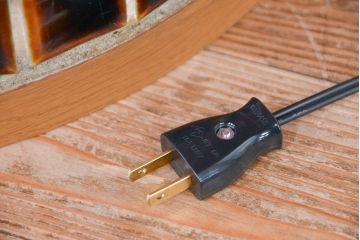 レトロ家具　昭和レトロ　特大!赤いタイルが目を引く古いタバコ屋ガラスケース(ショーケース)