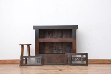 アンティーク家具　古民具・骨董　使い込まれた趣のある結霜ガラス三尺水屋箪笥(食器棚・収納棚)